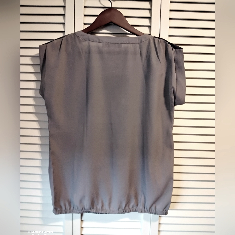 LOFT TOP, Gray - Picture 2 of 5